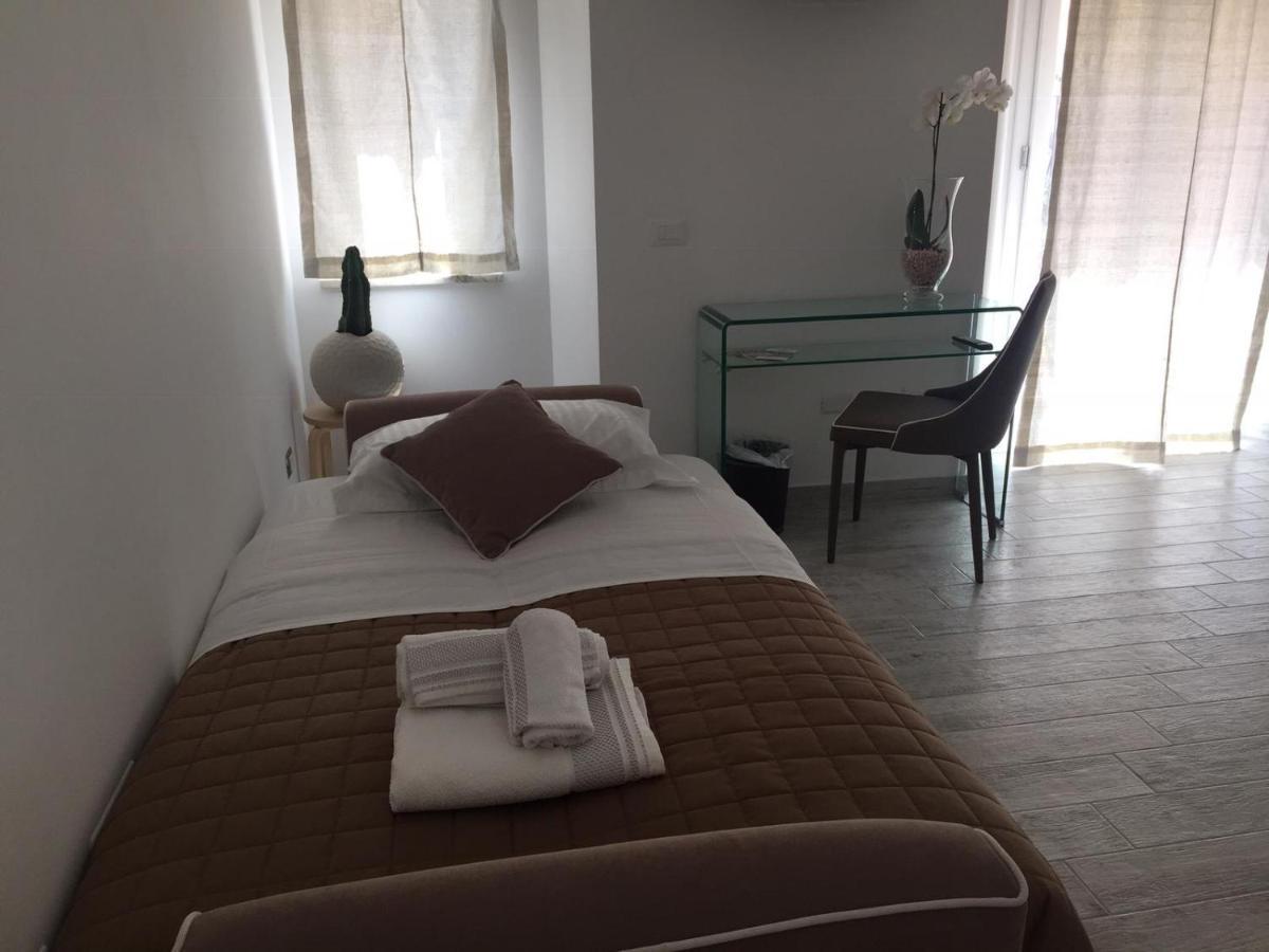 Sikule Bed & Breakfast Santa Teresa Di Riva Exterior photo